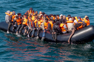 UK asylum seekers could have to pay government K before applying for settlement