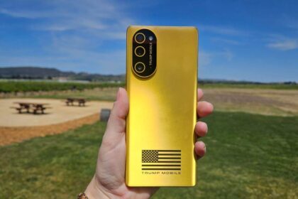 Is the Trump T1 Just an HTC Phone Painted Gold?