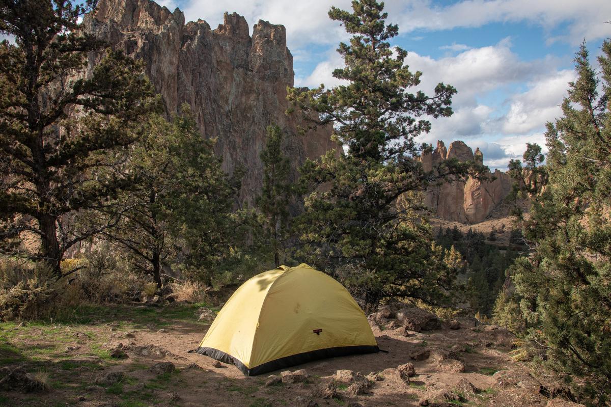 Sex offender allegedly cut open camping tent, kidnapped and bound two women from Oregon hiking trail