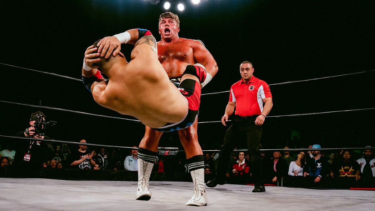 Joe Coffey giant swing