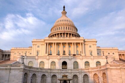 Reporter’s Notebook: Lawmakers scramble as FISA fight comes at the worst possible time