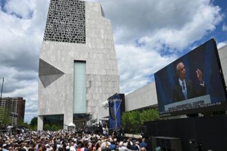 Obama Center’s opening ceremony ridiculed for far-left ritual before star-studded show