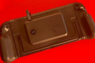 Belkin’s Pricey New Battery Grip Makes My Switch 2 Feel Like a Steam Deck