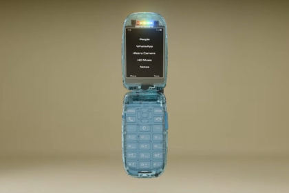 Commodore’s New Flip Phone Focuses on ‘Digital Detox’ and Blocks Social Media Apps