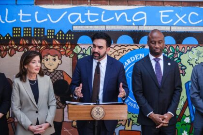 NYC taxpayers could be on the hook for M teacher bonuses under Mamdani, UFT class size deal