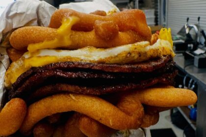 Jersey Shore eatery is making a splash for its pork roll, egg & cheese sandwich — topped with funnel cake: I don’t need abs this year’