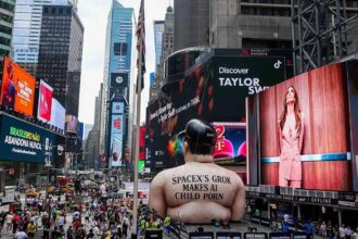On Eve of SpaceX IPO, Protesters Roast Grok With Giant Elon Musk Inflatable