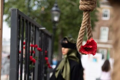 Iran accelerates execution campaign against anti-regime activists amid internet censorship