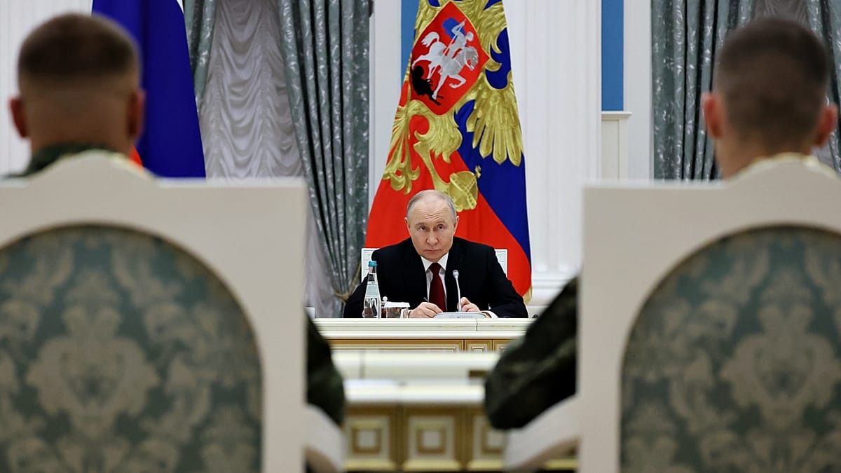 EU rushes to avoid disastrous revision of Russian oil price cap