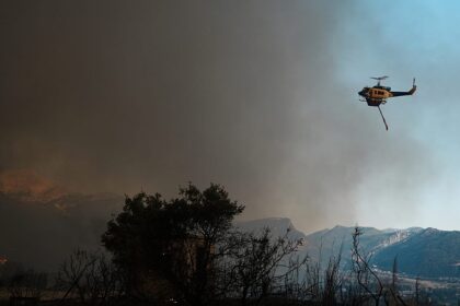 More than 100 firefighters battle wildfire near Athens