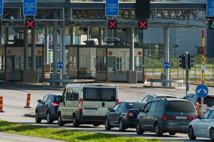 Finnish man jailed for sanctions breach for selling trucks to Russia