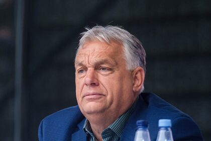 Viktor Orbán calls for new era of ‘resistance politics’