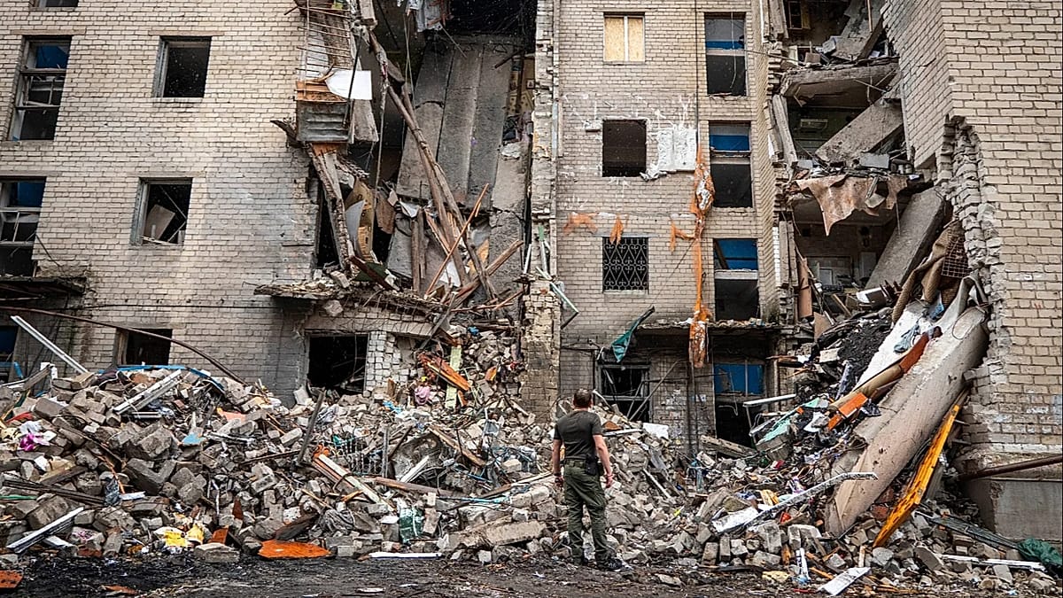 Russian strikes across Ukraine kill at least eight over last 24 hours