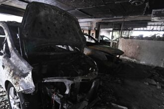 Attackers target homes of Greek ruling party figures, killing one