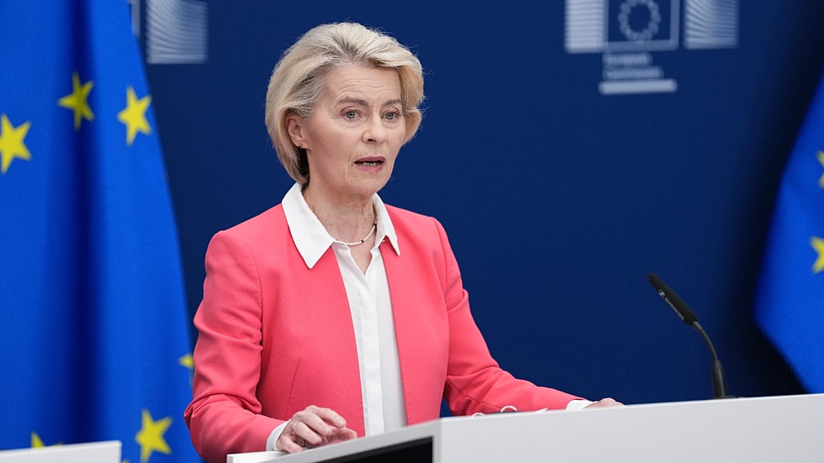 Von der Leyen convinced by case for age restrictions on social media