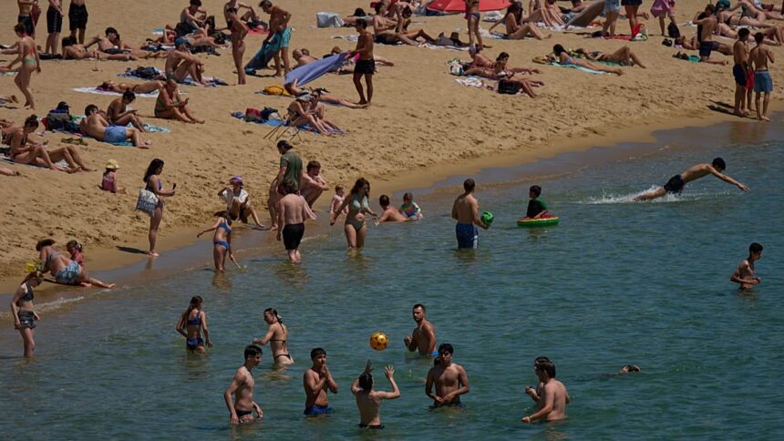 Barcelona sets new heat record of 40.5C, weather agencies say