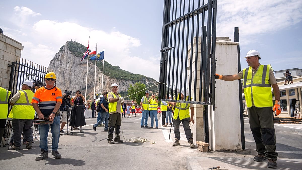 Spanish PM says Gibraltar border removal closes ‘open wound’