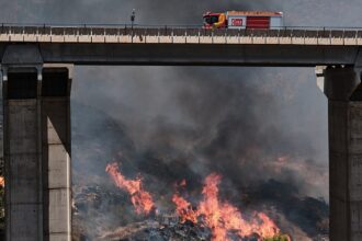 Spanish PM urges better prevention after deadly wildfire