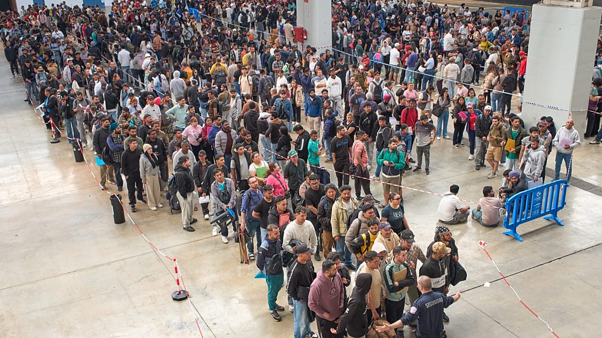 Almost 1.2 million apply for Spain’s migrant regularisation scheme