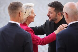 Newsletter: ‘Tide turning’ for Ukraine, von der Leyen says in KyivHell