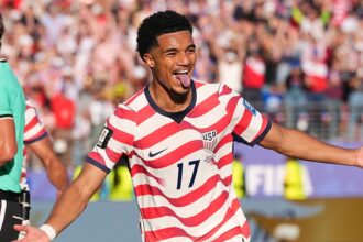 USA advances in World Cup after controversial red card vs Bosnia and Herzegovina