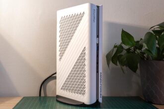 Minisforum AtomMan G1 Pro Desktop Review: The Wobbly Line Between Desktop and True Mini PC