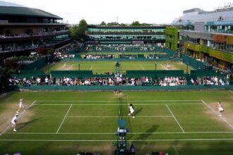 15-year-old exits Wimbledon junior draw after racket-throwing incident ends first-round match