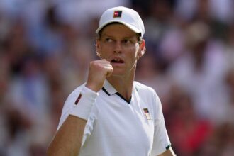 Jannik Sinner dominates Novak Djokovic in Wimbledon semifinal, eyes second straight title