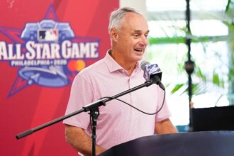 Inside MLB CBA negotiations as Manfred, players union exec discuss issues as sides attempt to save 2027 season