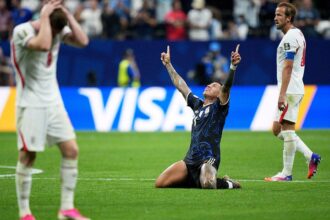 Argentina stuns England with thrilling comeback to advance to World Cup final against Spain