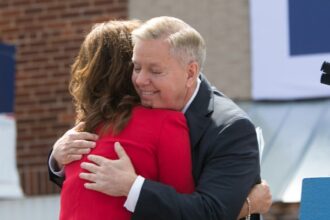 Lindsey Graham dies, sister Darline named to his South Carolina seat