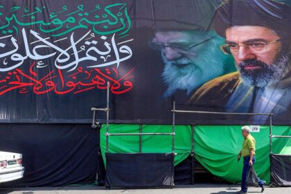 Iran regime change talk resurfaces as Trump says Tehran ‘wants to meet’ amid US strikes