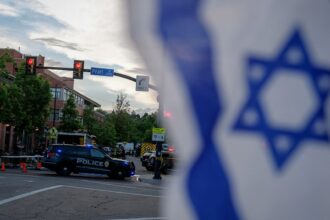 Suspect in custody after 2 men wounded in possible ‘antisemitic stabbing’ attacks: officials