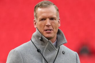 Kyle Shanahan ‘this close’ to losing his right eye in horrible car crash, NFL analyst reveals