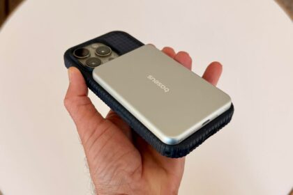 I Tested Baseus’ Incredibly Thin New Wireless Portable Charger. Is It the One to Get?