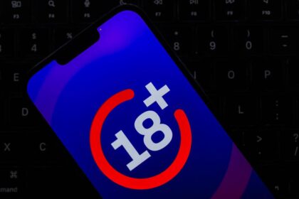 Texas Can Keep Enforcing Its Age Verification Law for Mobile Apps, Supreme Court Says