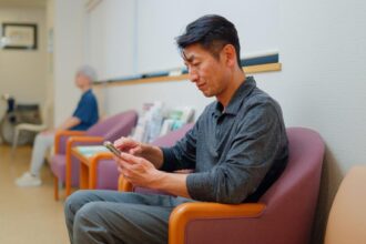 More Than 1 in 5 Users Make Health Decisions Based on Social Media, Despite Widespread Distrust