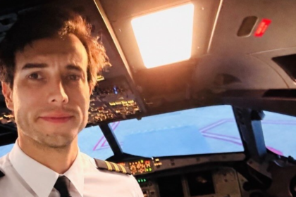 Argentinian flight instructor jumps to death from plane, 22-year-old student forced to land alone