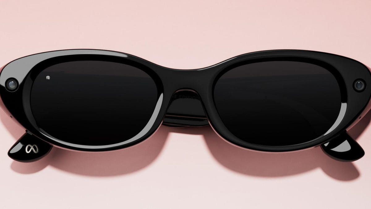 Meta Limits the Usage of an AI Glasses Feature, Even if You Pay for a  Subscription