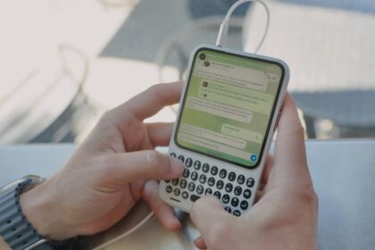 Clicks Demos Its BlackBerry-Like Smartphone in New Video, and I’m Thrilled