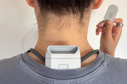 I Got a First Look at Sony’s Cooling Neck Device, Just in Time for the Heat Wave