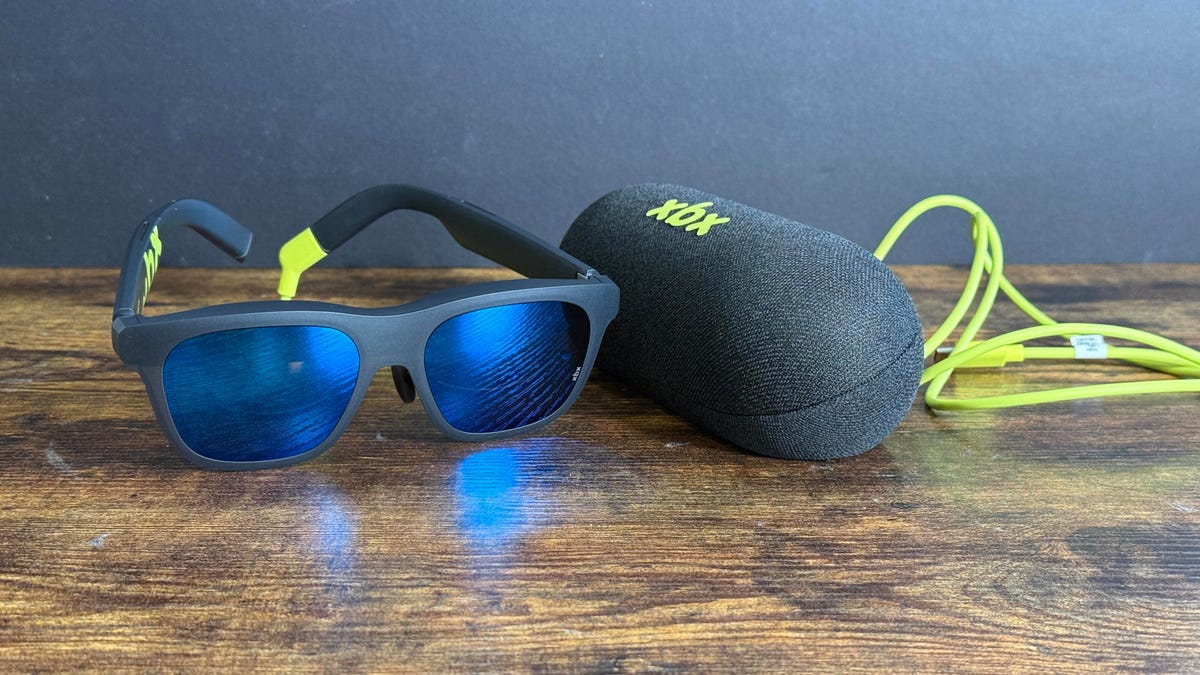 Xreal’s New 9 Display Glasses Might Be My Budget Favorites, but I Miss the Extras