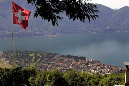 Switzerland helps out as Italy’s northern lakes are in crisis