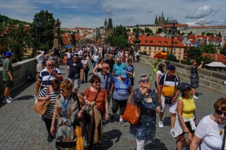 Tourist guides raise the alarm as Europe braces for another heatwave