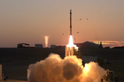 Israel signs €3bn arms export deal with Greece, defence ministry says