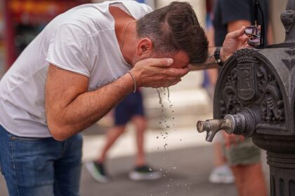 What is the EU doing to tackle its growing water scarcity?