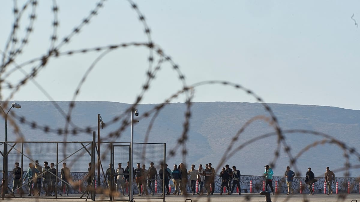 Migrant flows to Greece down 34% in 2026, minister says