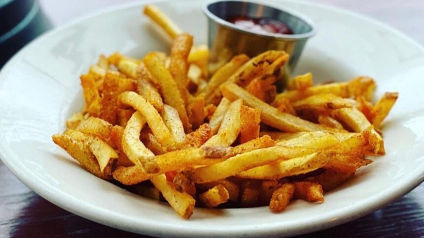 Belgian fries under threat as potatoes shrink in heat