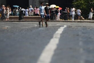 Extreme heat pushes temperatures above 40C across Europe