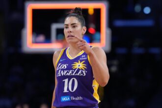 Kelsey Plum heads to Phoenix Mercury in blockbuster deal hours before WNBA trade deadline